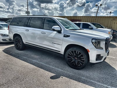 2023 GMC Yukon XL Denali
