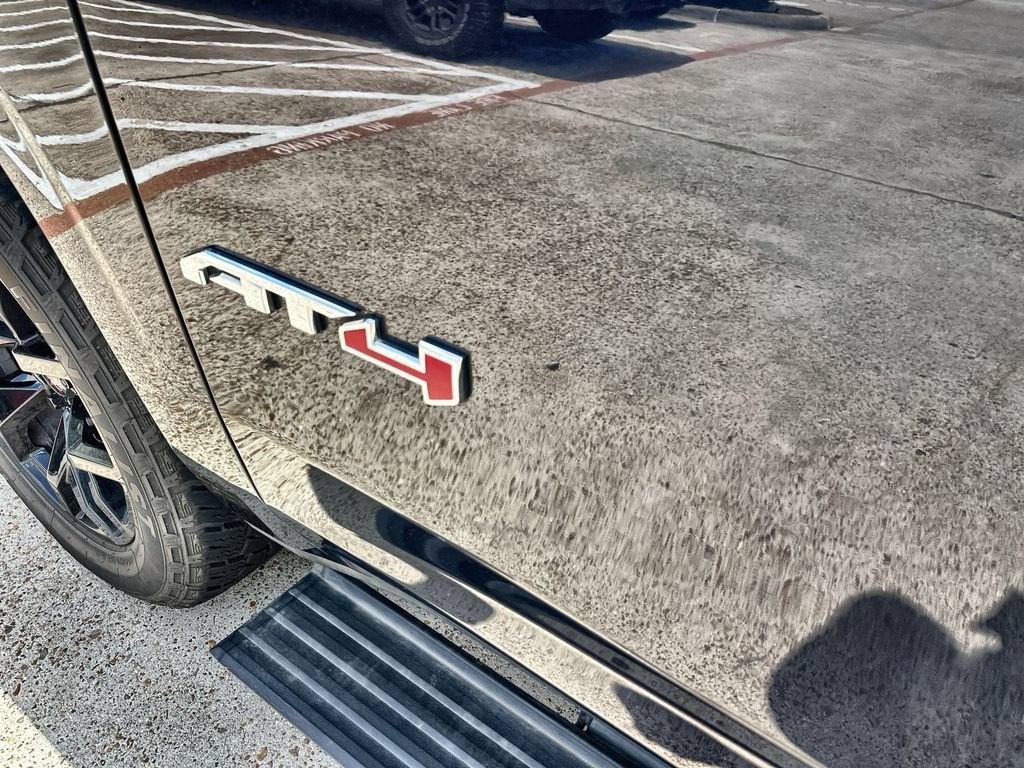 2022 GMC Yukon AT4