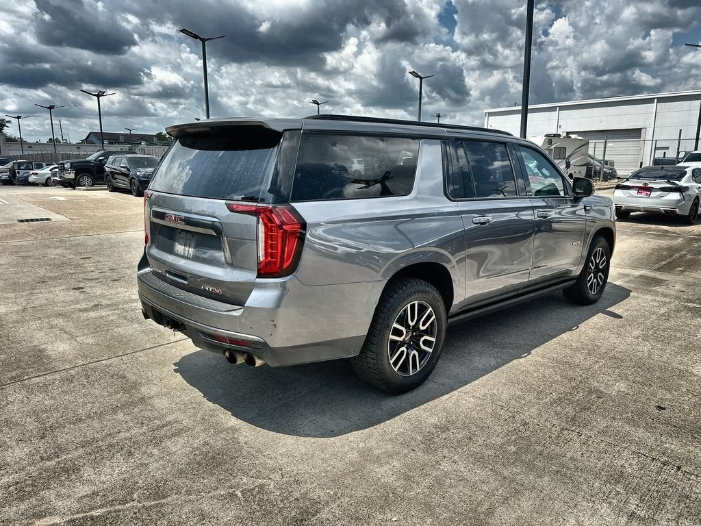 2022 GMC Yukon XL AT4
