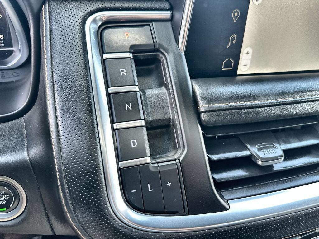 2022 GMC Yukon XL AT4