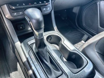 2022 GMC Canyon 4WD AT4 w/Leather