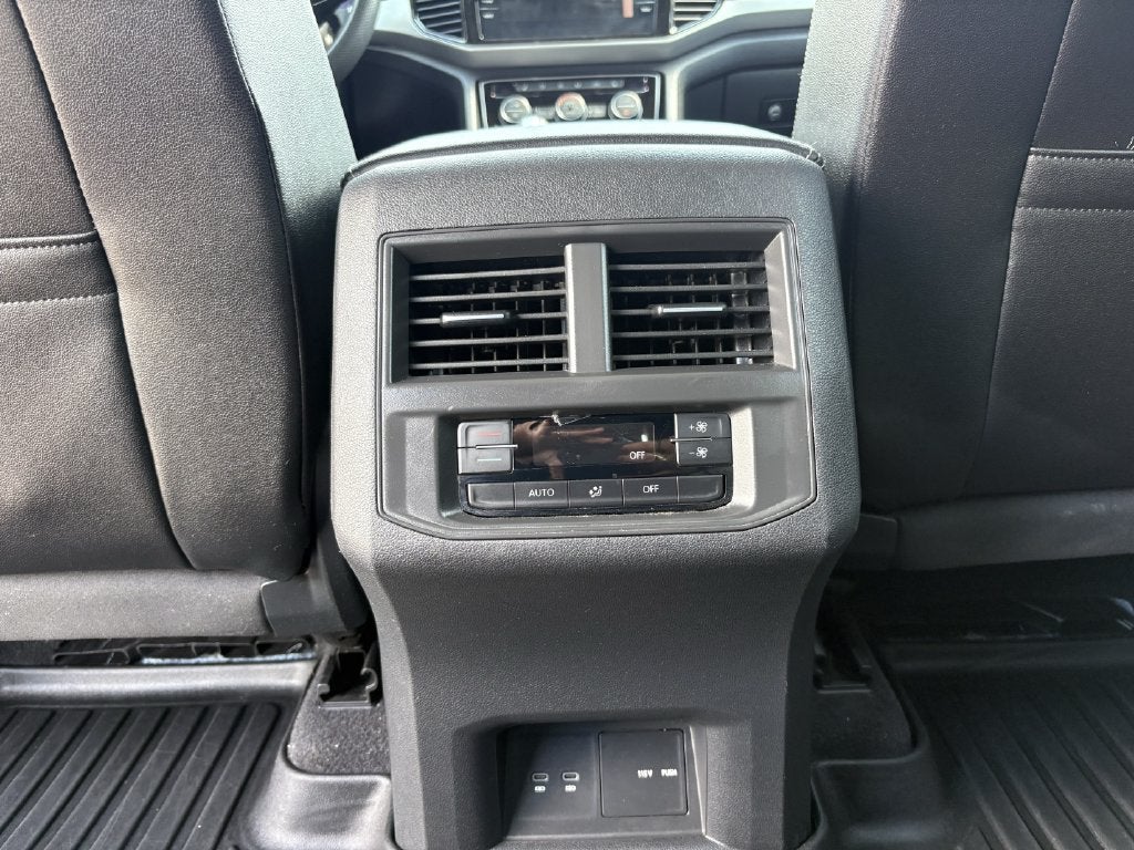 2023 Volkswagen Atlas 3.6L V6 SEL R-Line Black
