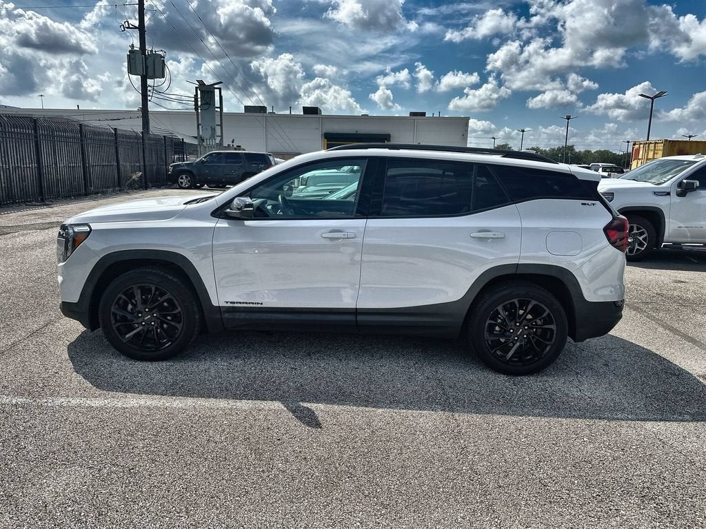 2023 GMC Terrain SLT