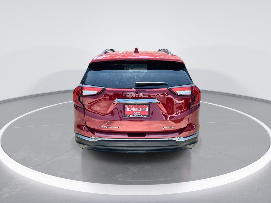 2024 GMC Terrain AT4