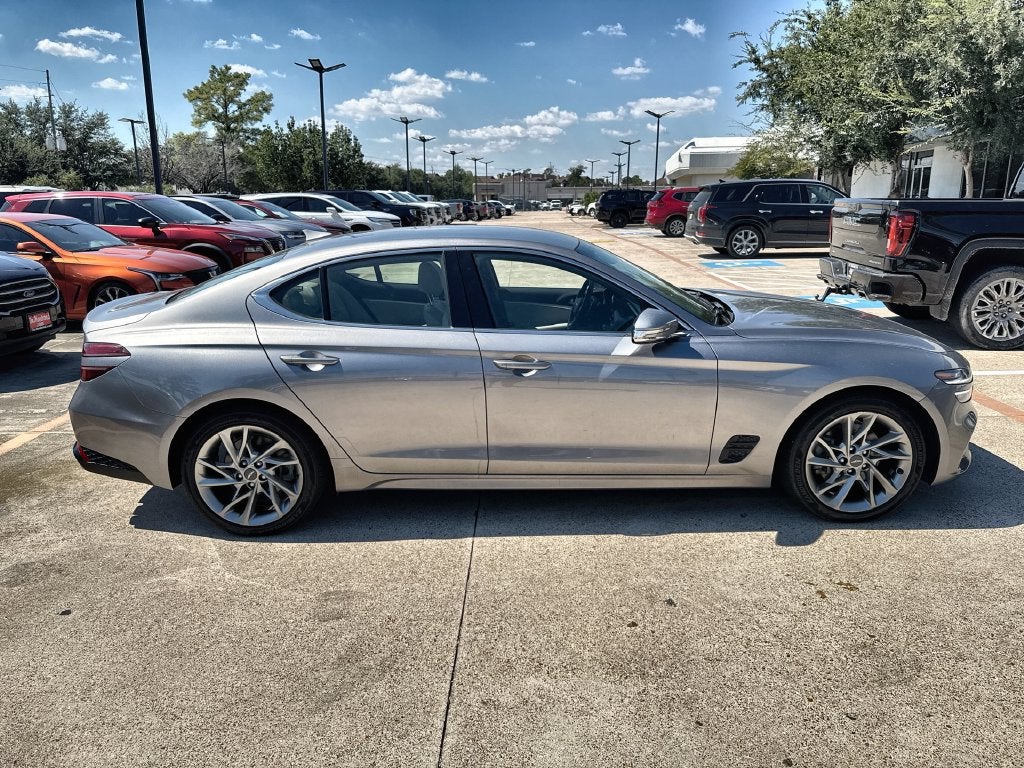 2022 Genesis G70 2.0T