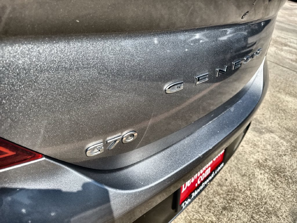 2022 Genesis G70 2.0T