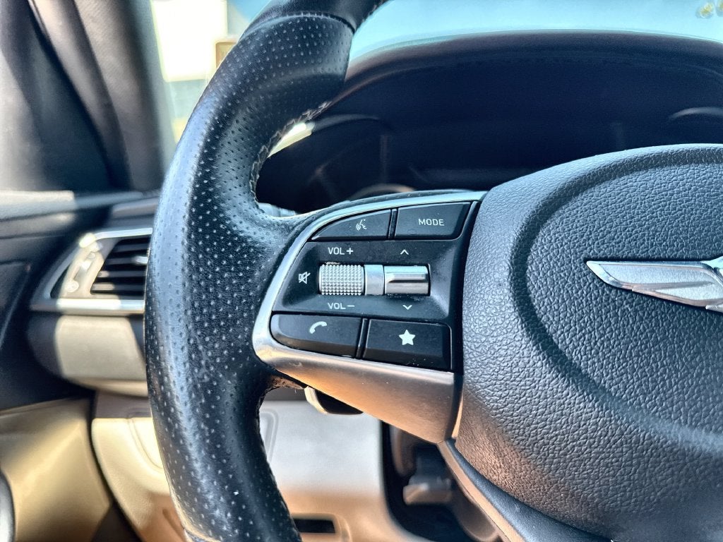 2022 Genesis G70 2.0T