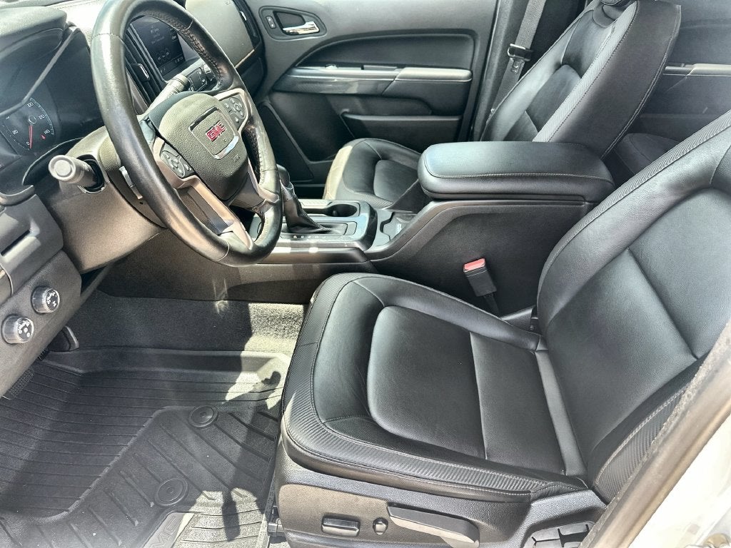 2022 GMC Canyon AT4 w/Leather