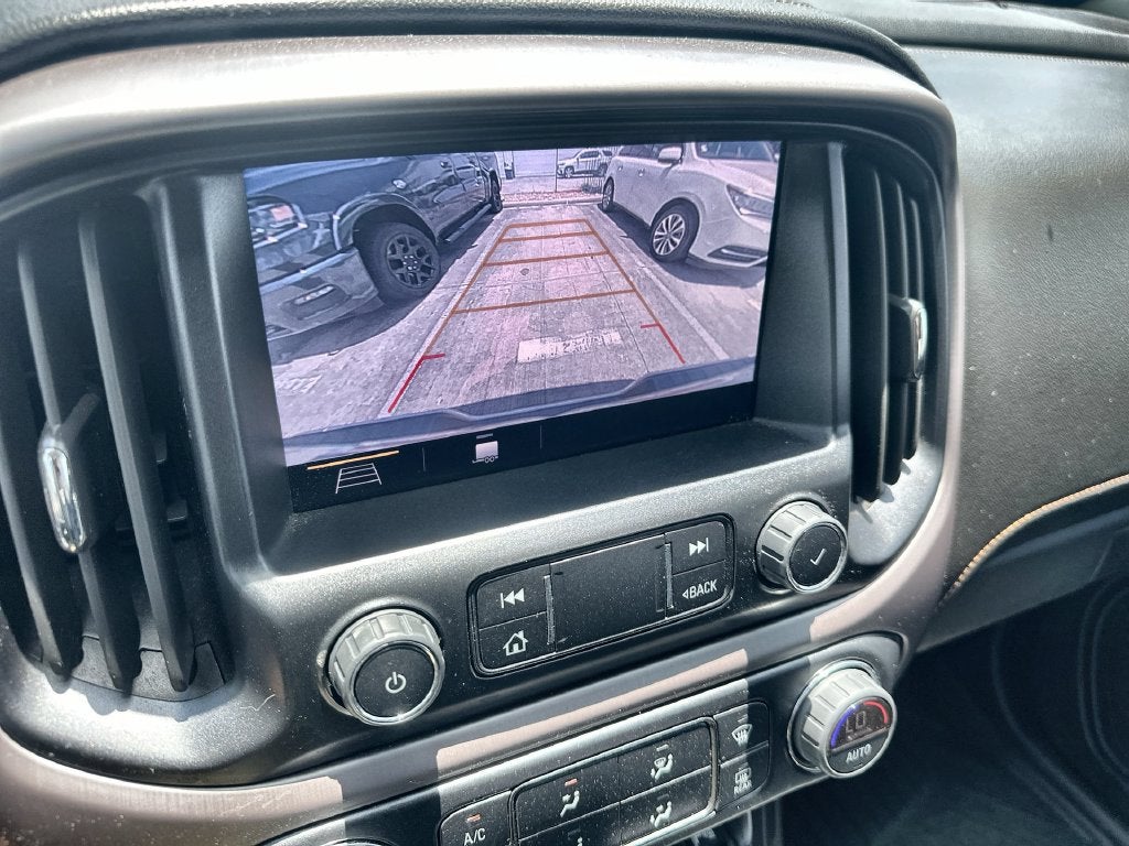 2022 GMC Canyon AT4 w/Leather