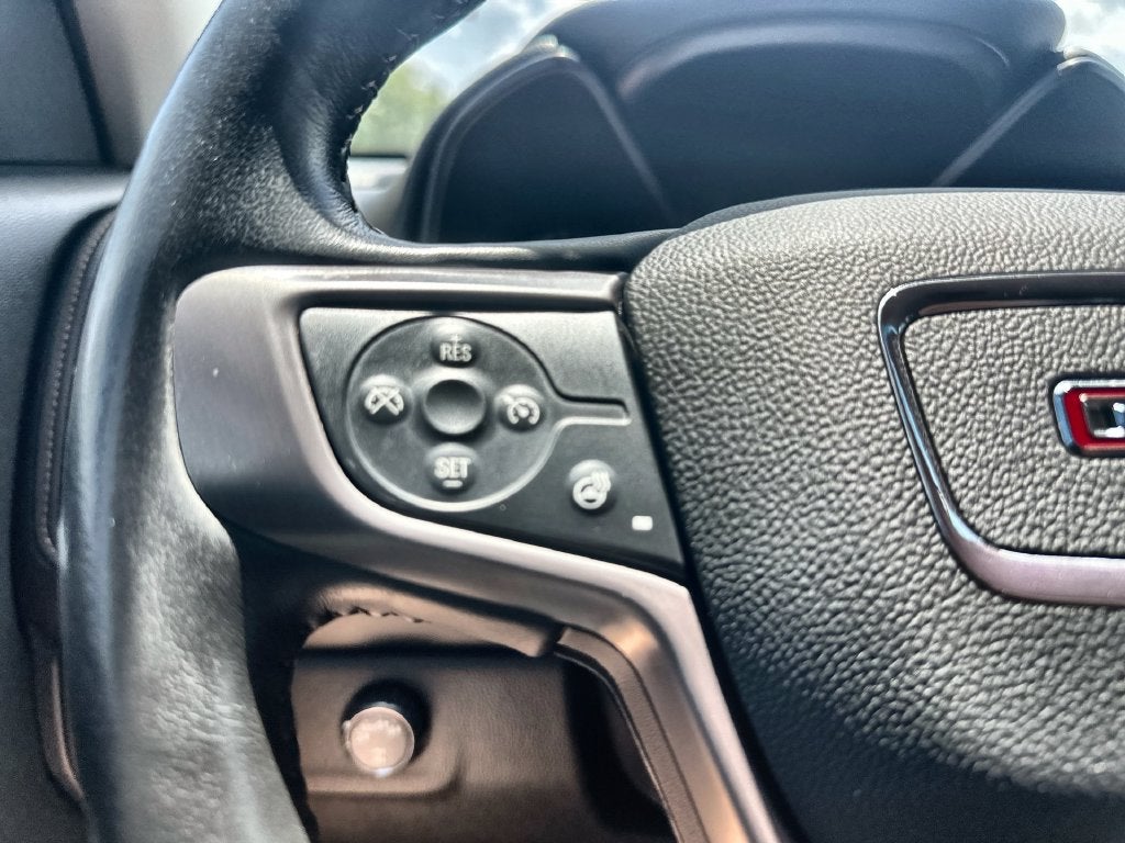2022 GMC Canyon AT4 w/Leather