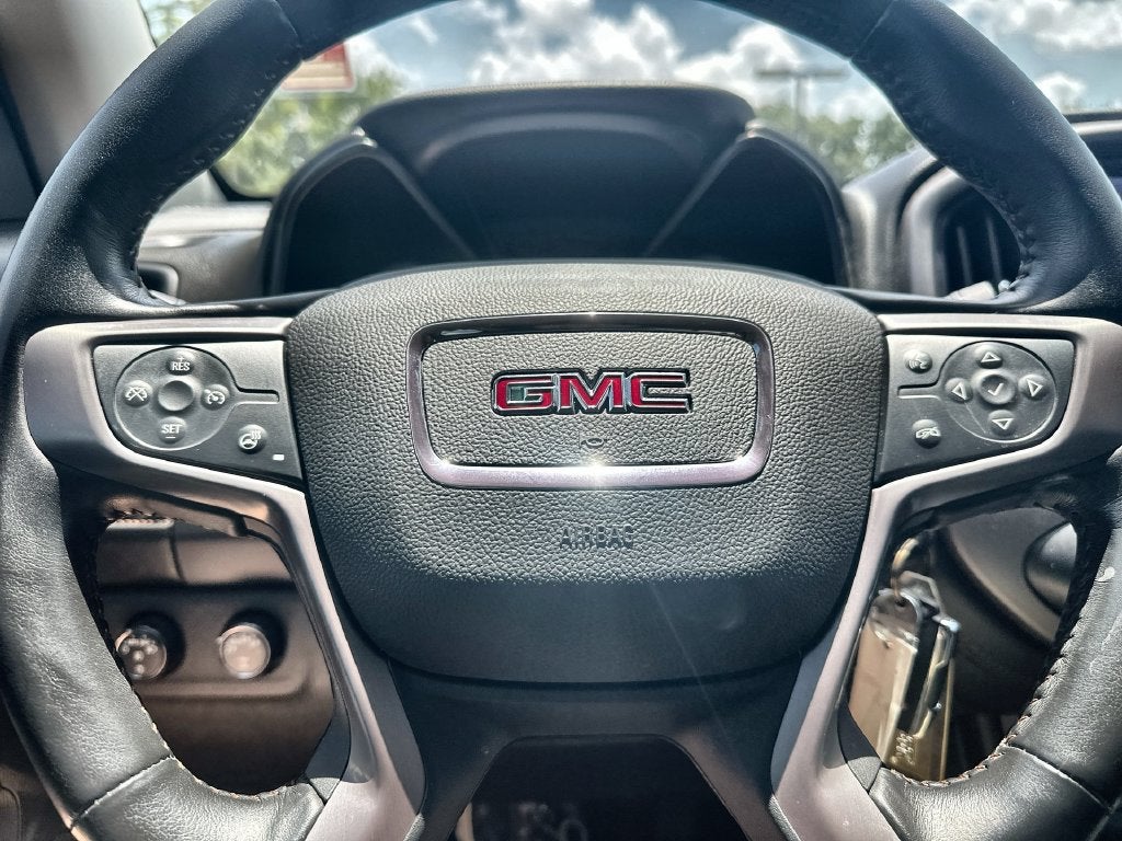 2022 GMC Canyon AT4 w/Leather