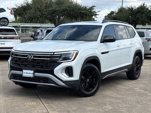 2024 Volkswagen Atlas 2.0T Peak Edition SEL