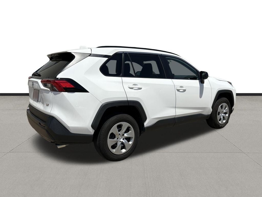 2020 Toyota RAV4 LE