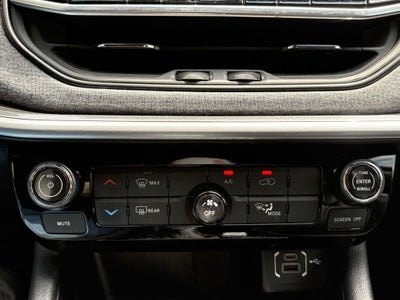 2024 Jeep Compass Latitude Lux