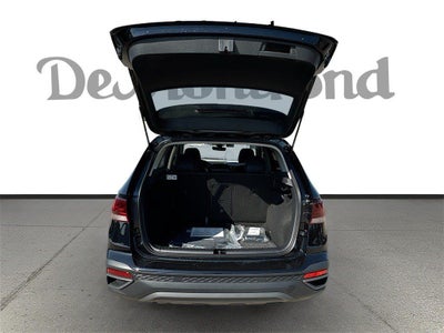 2024 Volkswagen Taos 1.5T SE Black