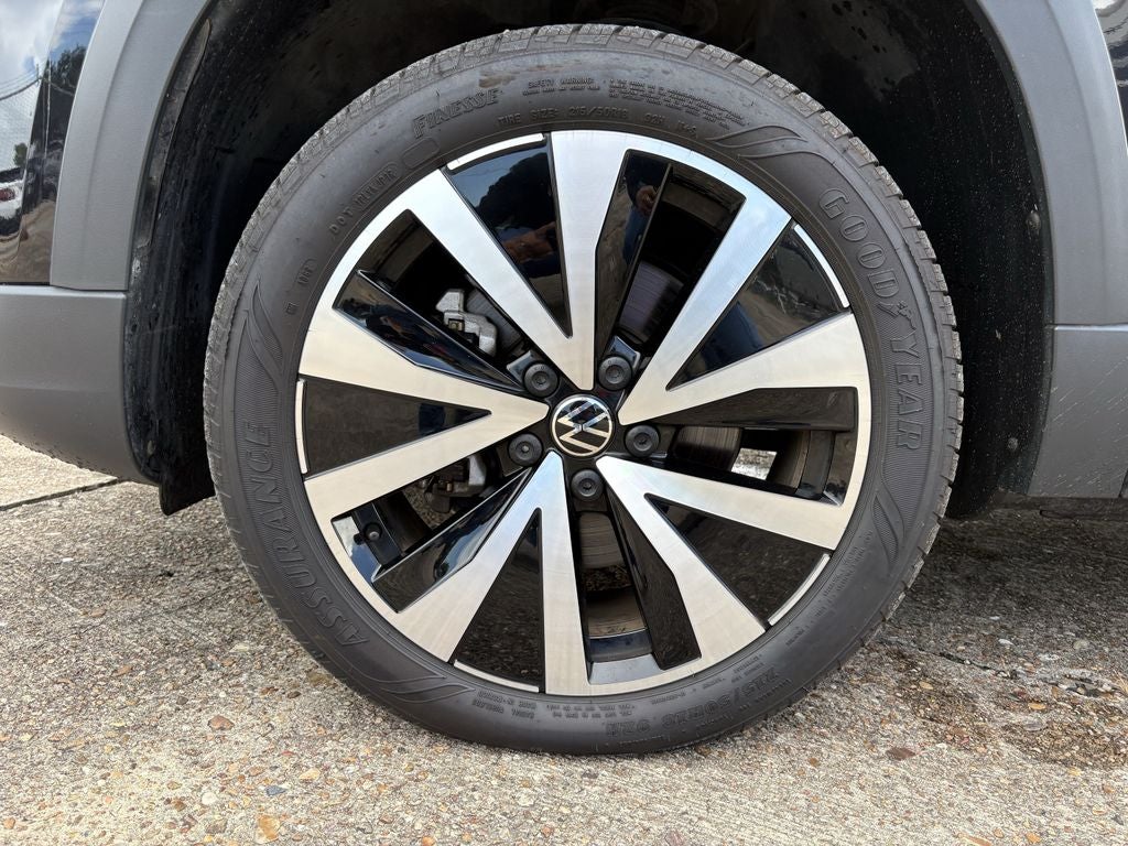 2024 Volkswagen Taos 1.5T SE