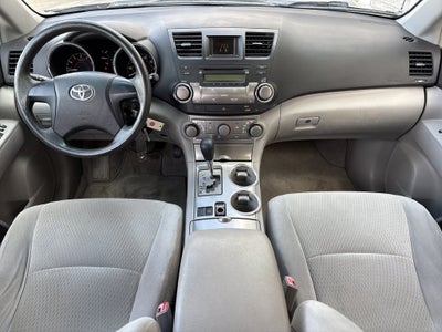 2010 Toyota Highlander Base