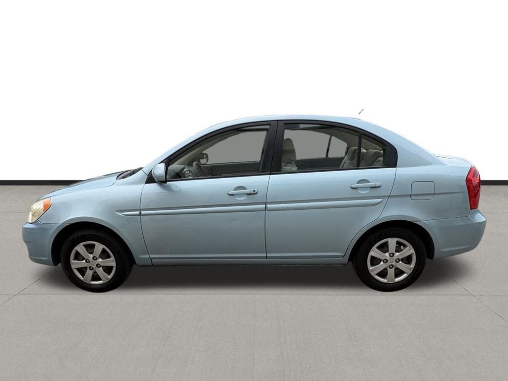 2011 Hyundai Accent GLS