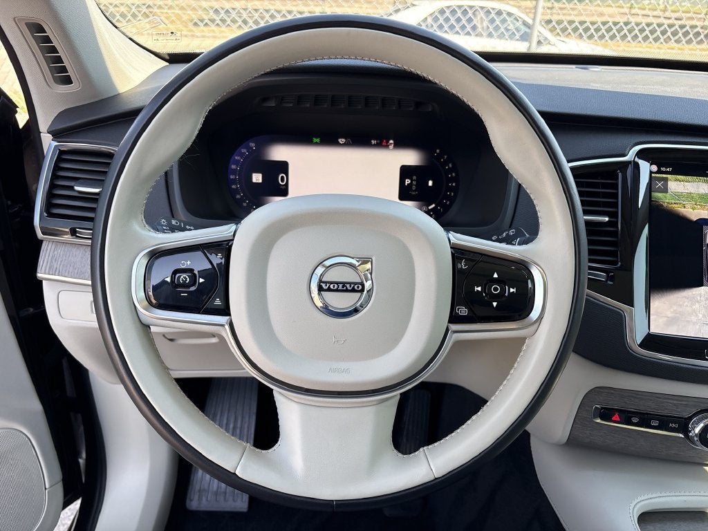 2024 Volvo XC90 B6 Plus Bright Theme