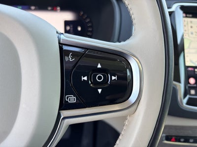 2024 Volvo XC90 B6 Plus Bright Theme
