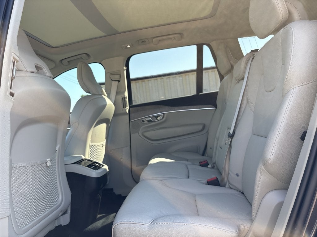 2024 Volvo XC90 B6 Plus Bright Theme