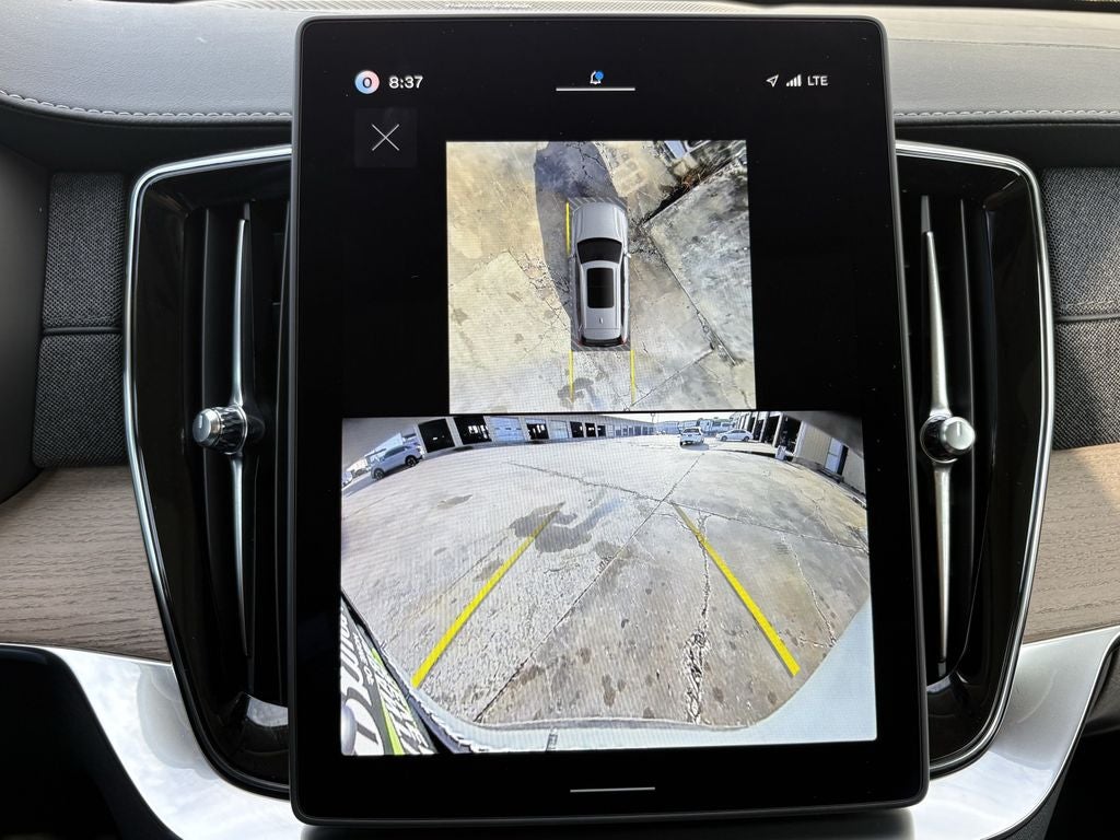 2026 Volvo XC90 B6 Plus 7-Seater