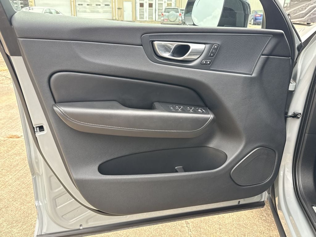 2024 Volvo XC60 B5 Core