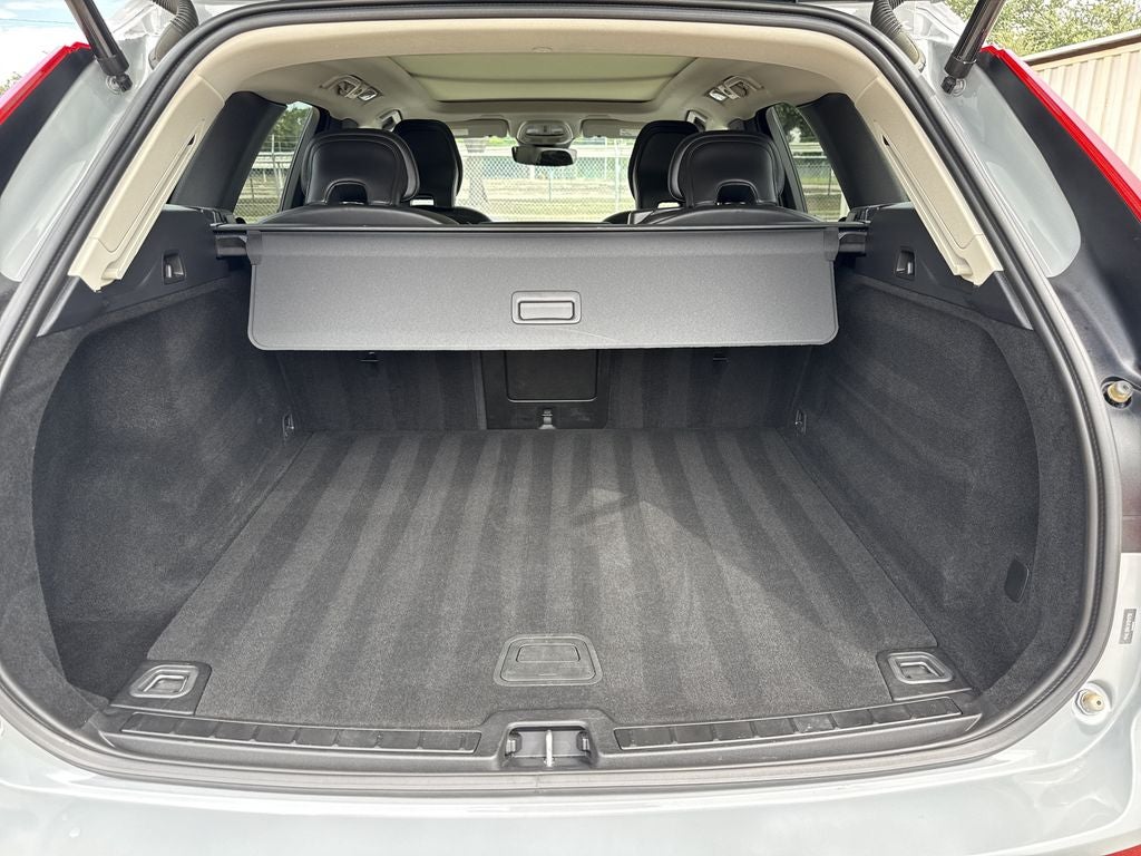 2024 Volvo XC60 B5 Core