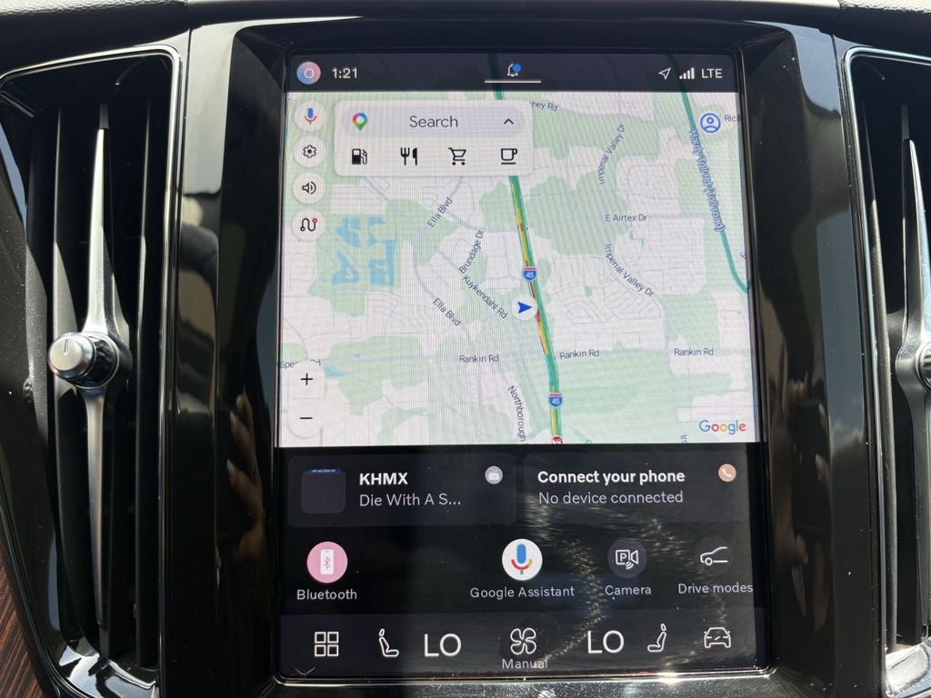 2024 Volvo XC60 B5 Plus Dark Theme