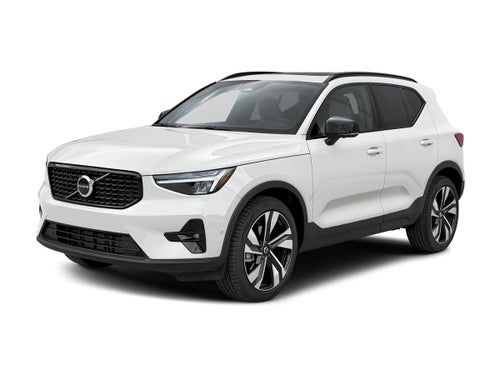 2026 Volvo XC40 B5 Plus