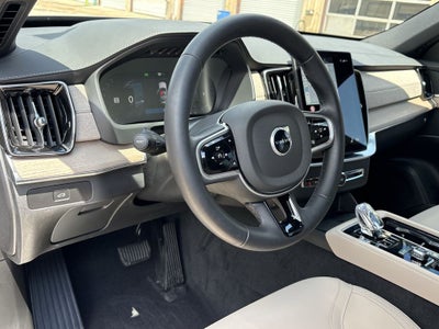 2026 Volvo XC90 B5 Plus