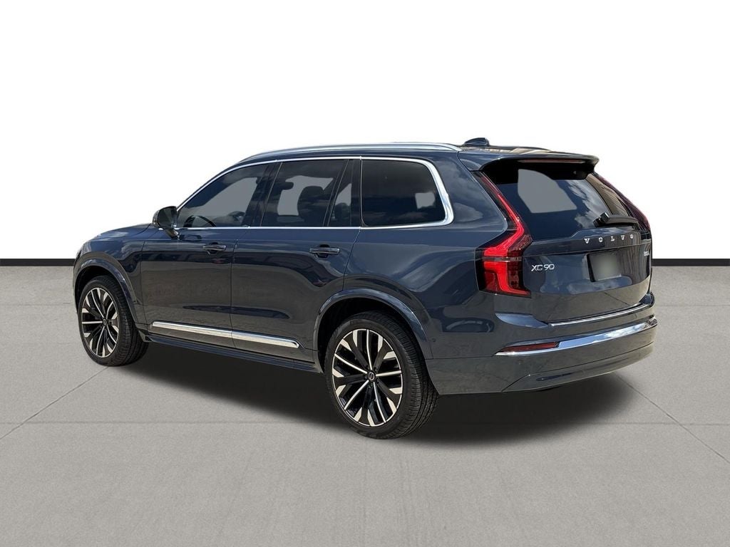 2026 Volvo XC90 B5 Plus