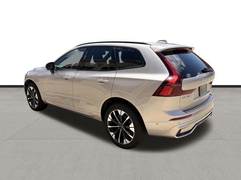 2026 Volvo XC60 B5 Plus