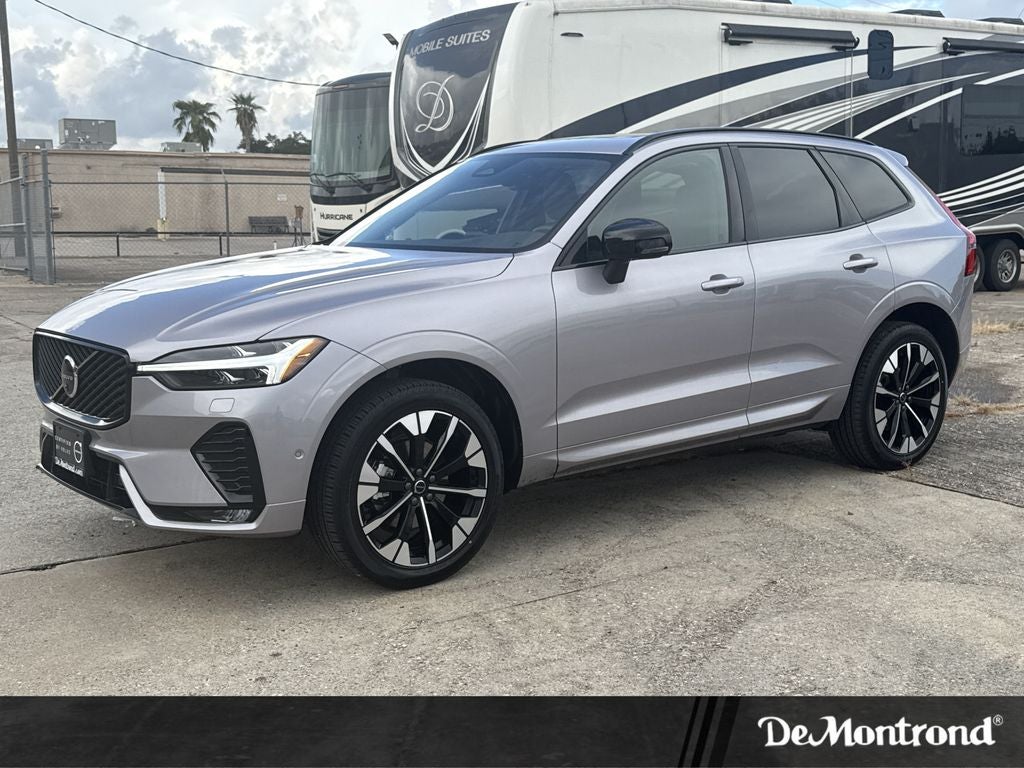 2026 Volvo XC60 B5 Plus