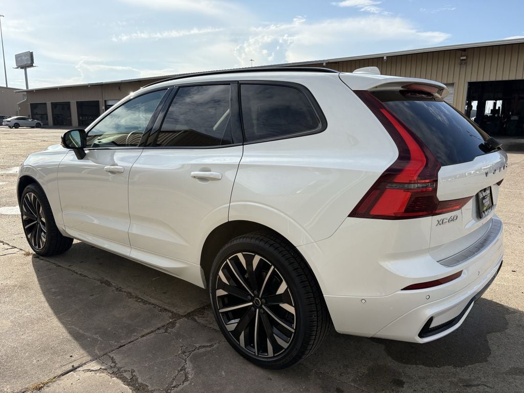 2026 Volvo XC60 B5 Ultra