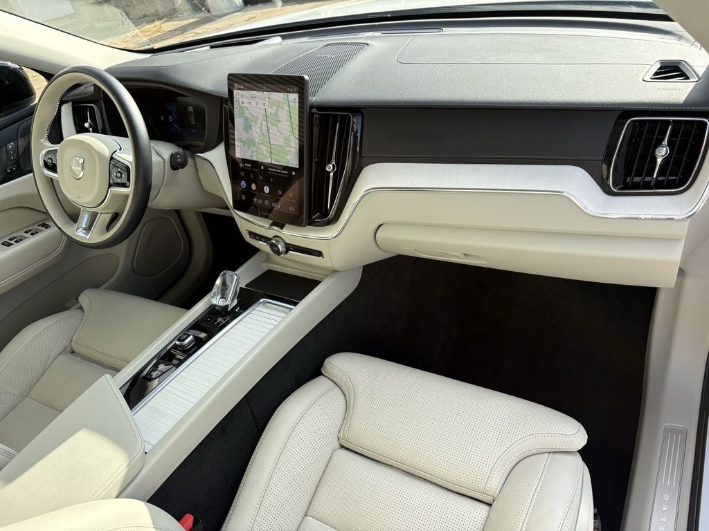 2026 Volvo XC60 B5 Ultra