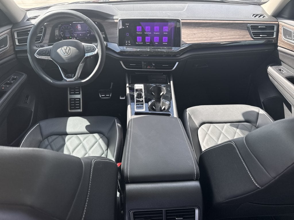 2026 Volkswagen Atlas SEL Premium R-Line