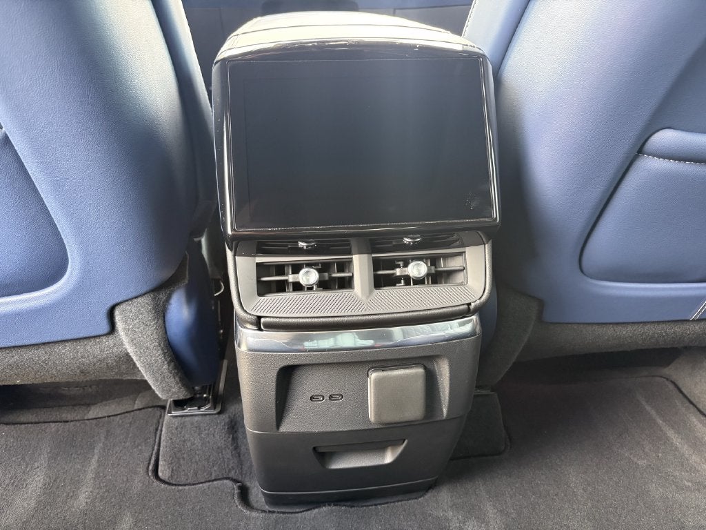 2026 Cadillac VISTIQ Premium Luxury