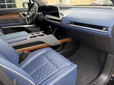 2026 Cadillac VISTIQ Premium Luxury