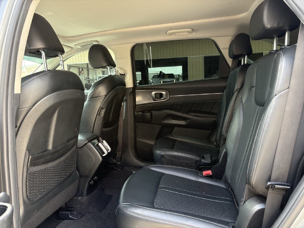 2022 Kia Sorento Plug-In Hybrid SX