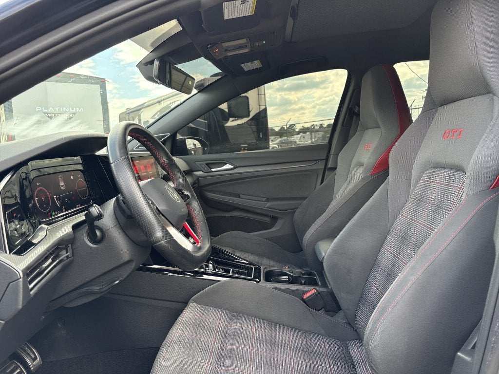 2024 Volkswagen Golf GTI 2.0T SE