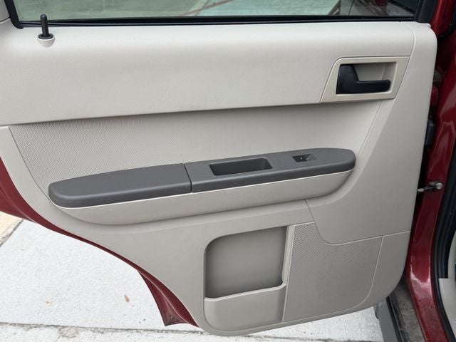 2011 Ford Escape XLS