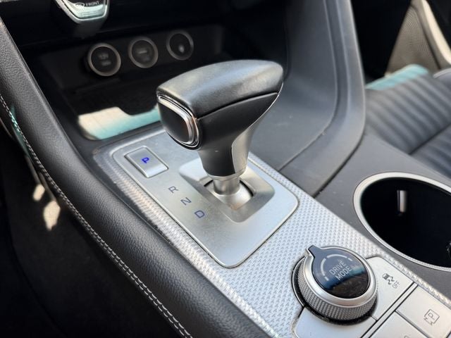2022 Genesis G70 2.0T