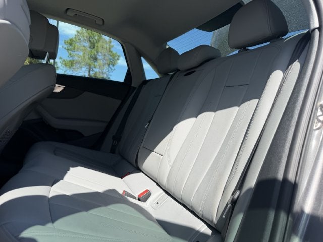 2021 Audi A4 40 Premium quattro