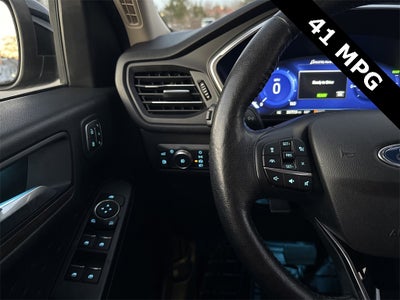 2020 Ford Escape Titanium Hybrid