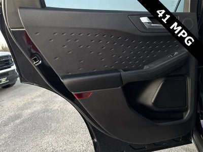 2020 Ford Escape Titanium Hybrid