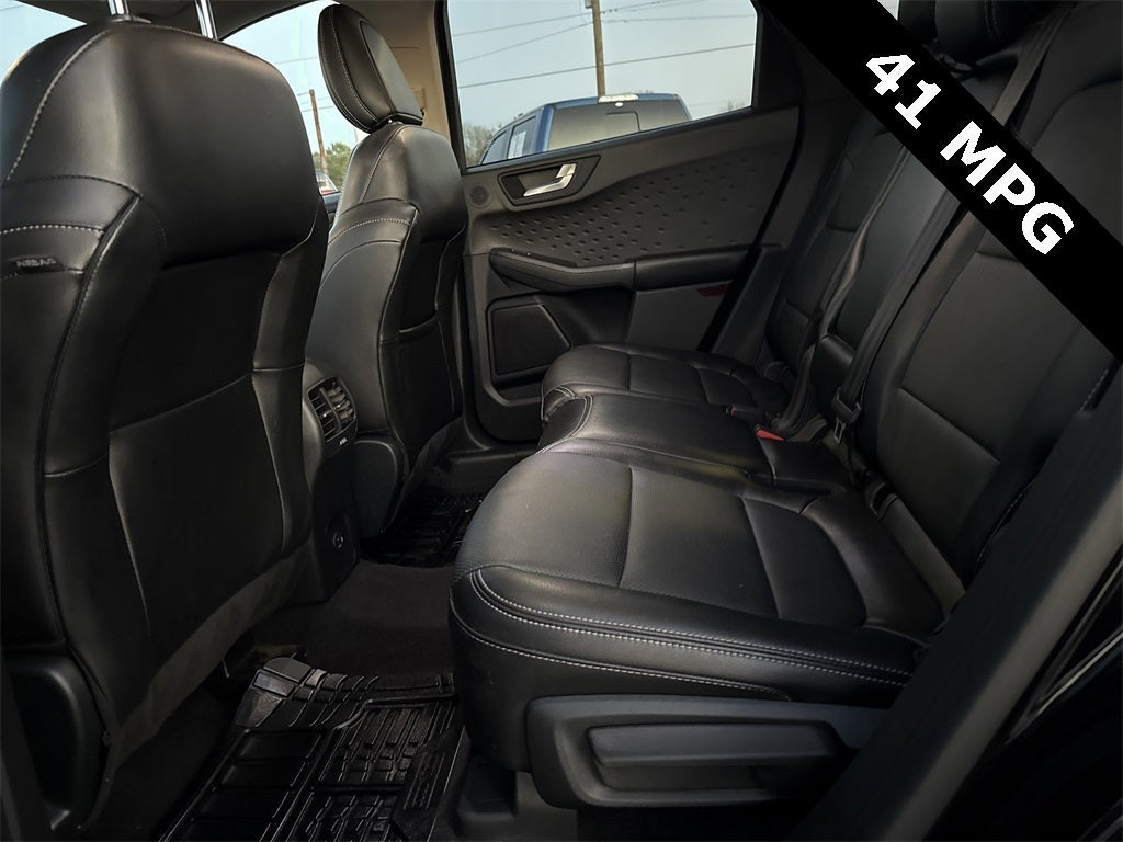 2020 Ford Escape Titanium Hybrid