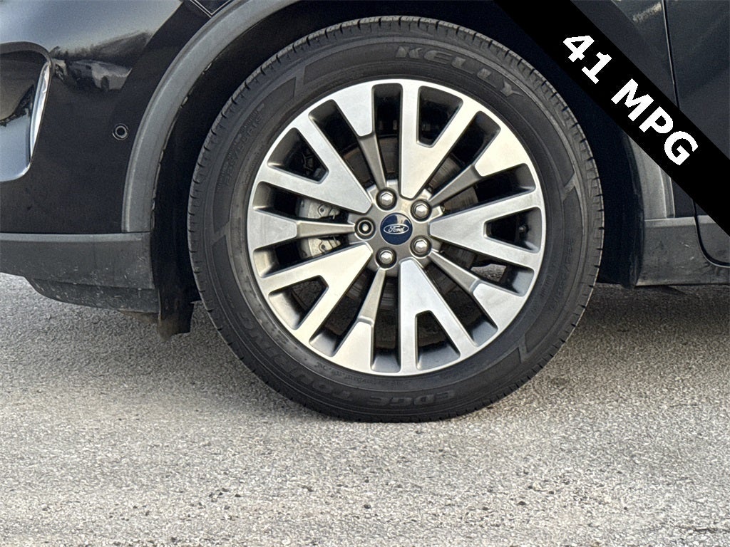 2020 Ford Escape Titanium Hybrid