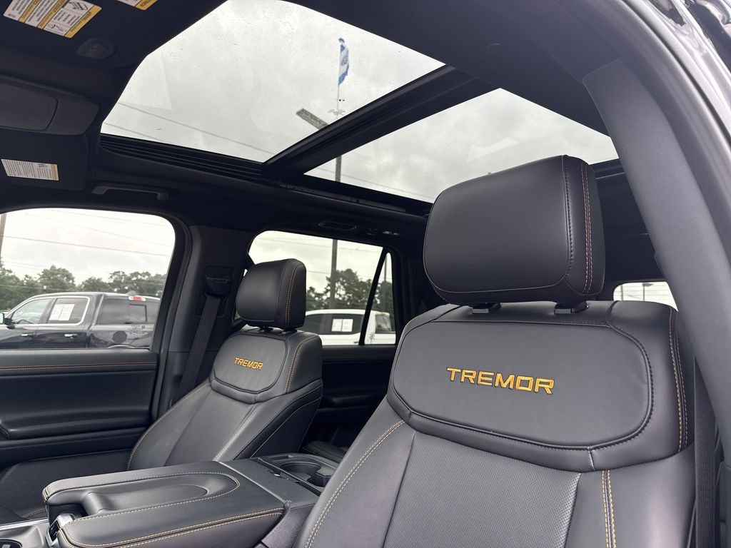 2025 Ford Expedition Tremor