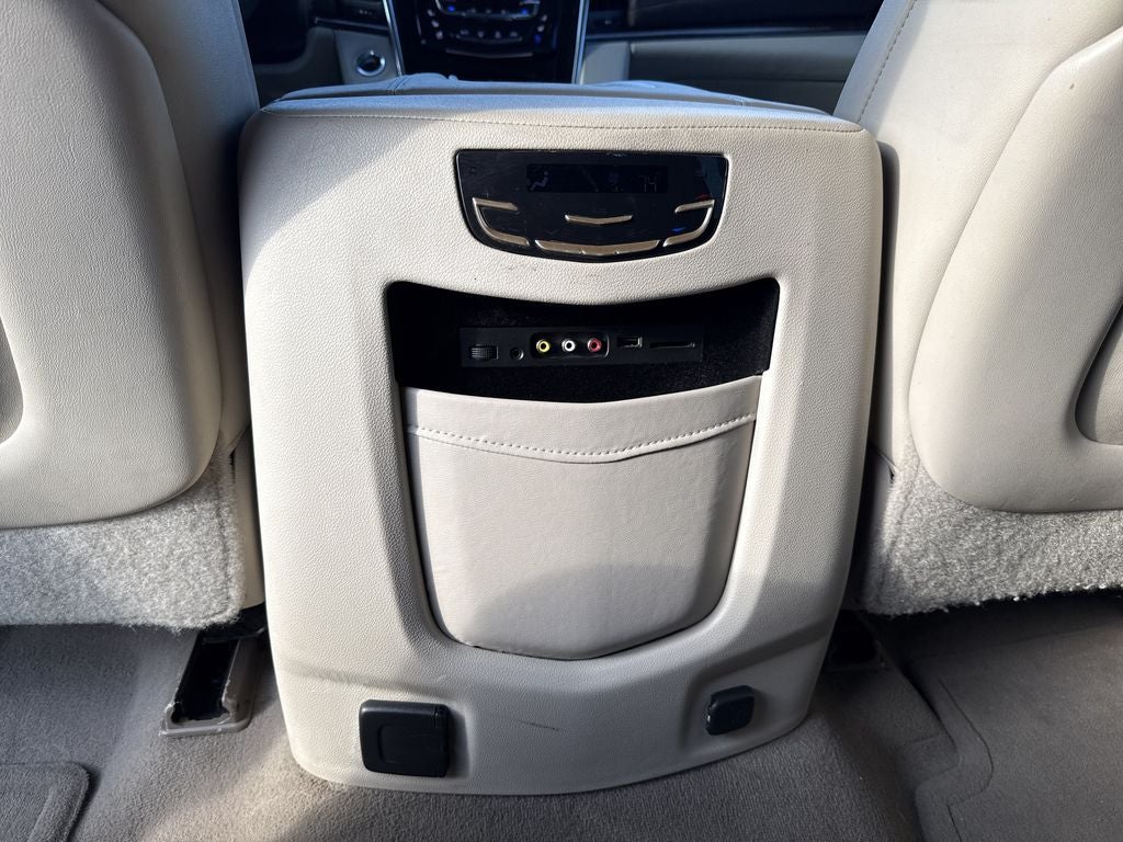 2016 Cadillac Escalade ESV Luxury